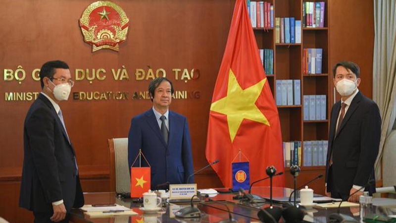 Vietnam assumes Chair of ASEAN Education